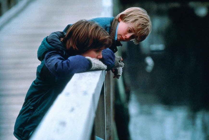 Elijah Wood ve filmu Dobrý synek s Macaulayem Culkinem