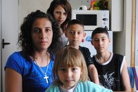 Vdova se čtyřmi dětmi v existenčních problémech