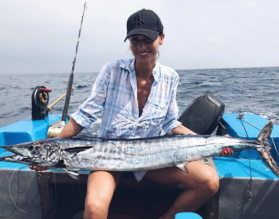 Eliška Bučková (28) se po boku Jakuba Vágnera (36) stala vášnivou rybářkou! Tentokrát vyrazili do Afriky.