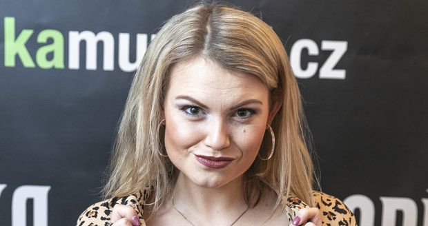 Eliška "Elis" Ochmanová