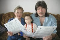 Lékaři Eliščinu operaci odmítají, rodiče stále věří