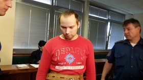 U soudu se Roman K. tvářil sklesle