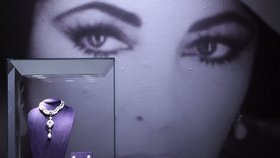 Šperky Liz Taylor se prodaly za rekordních 2,3 miliard korun!