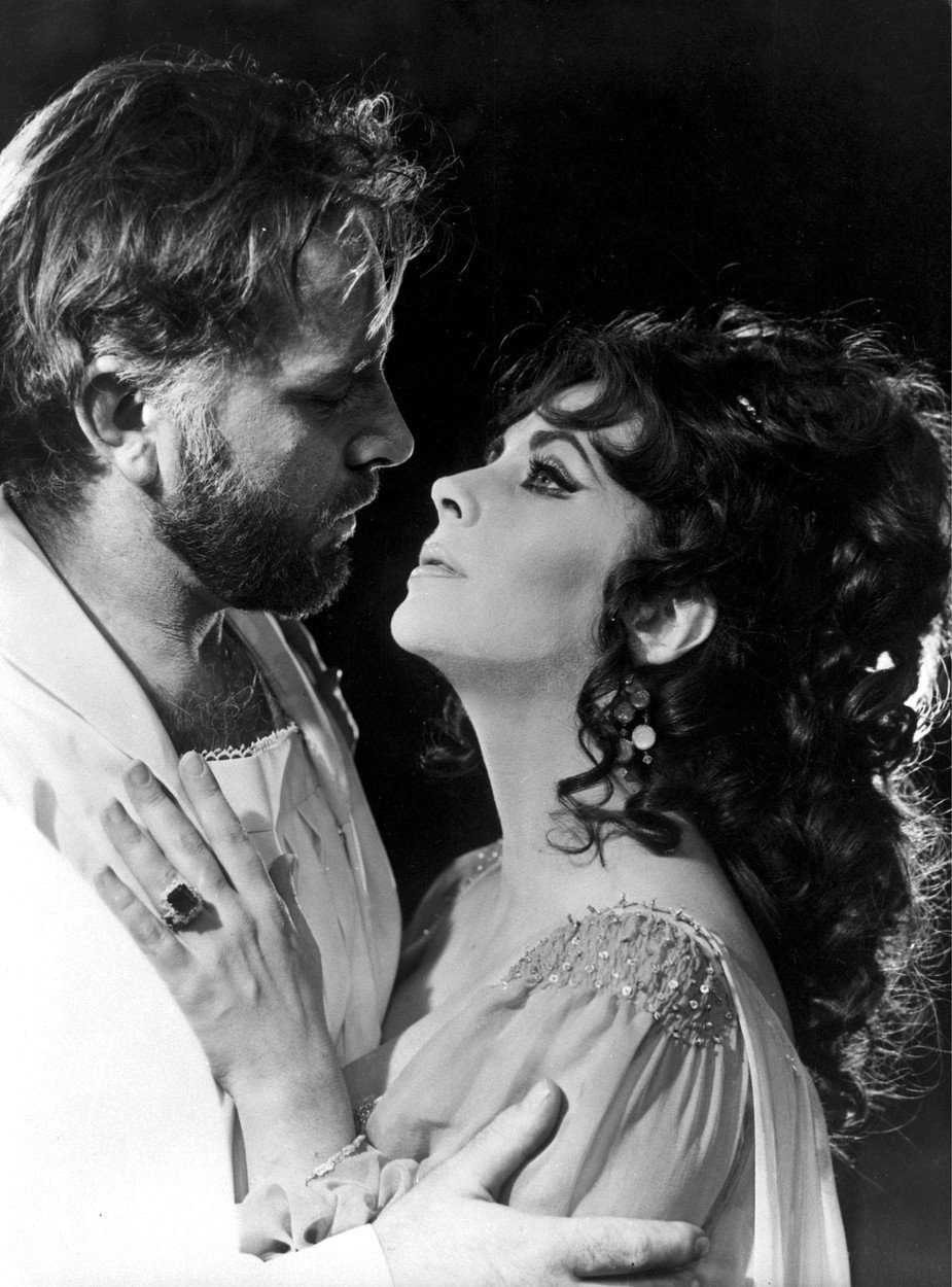 Elizabeth Taylor a Richard Burton. Láska na celý život.