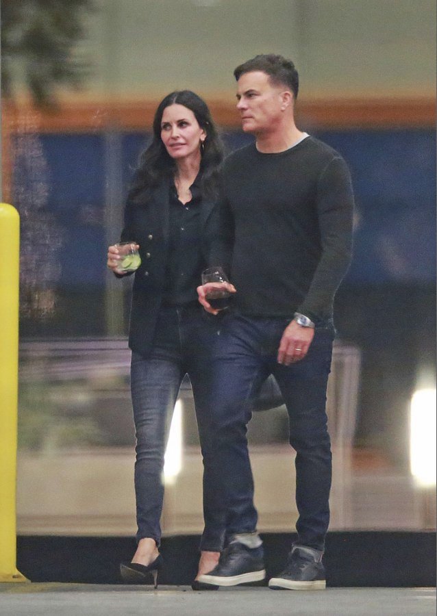 Courteney Cox s pánským doprovodem