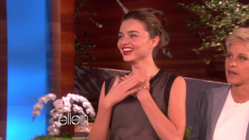 Miranda Kerr v talkshow Ellen dostala andělská křídla