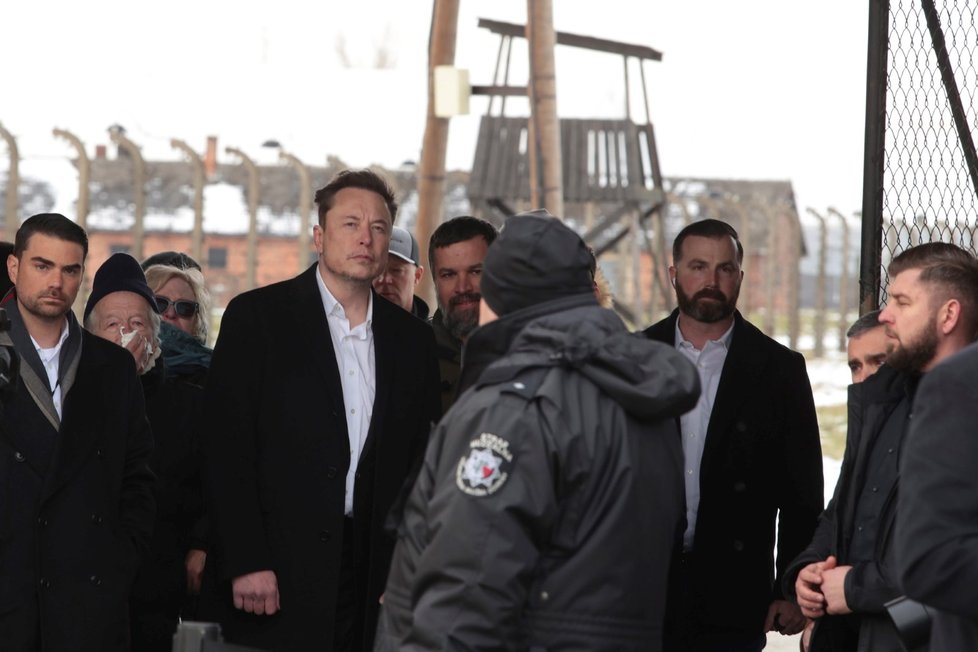 Elon Musk navštívil Osvětim-Březinku.