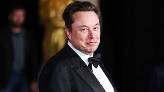 SpaceX dál padá, krvácí celý americký technologický sektor včetně Nvidie a Micronu SpaceX dál padá, krvácí celý americký technologický sektor včetně Nvidie a Micronu