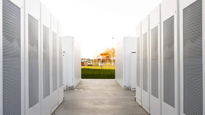 Tesla nabízí Austrálii své baterie Powerpack. Každý jeho blok má kapacitu 210 kWh.