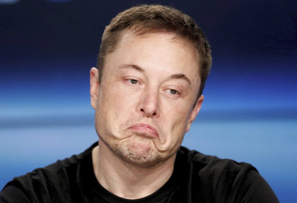 „Řada lidí se ptá, zda je Elon pro Teslu stále tím nejlepším generálním ředitelem,&#34; upozornil analytik Frank Schwope.