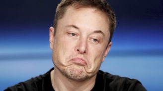 Musk skončí jako předseda správní rady Tesly. Kvůli tweetu o stažení podniku z burzy zaplatí půl miliardy