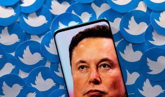 Musk připustil převzetí Twitteru. Sociální síť musí doložit metodiku náhodného výběru účtů