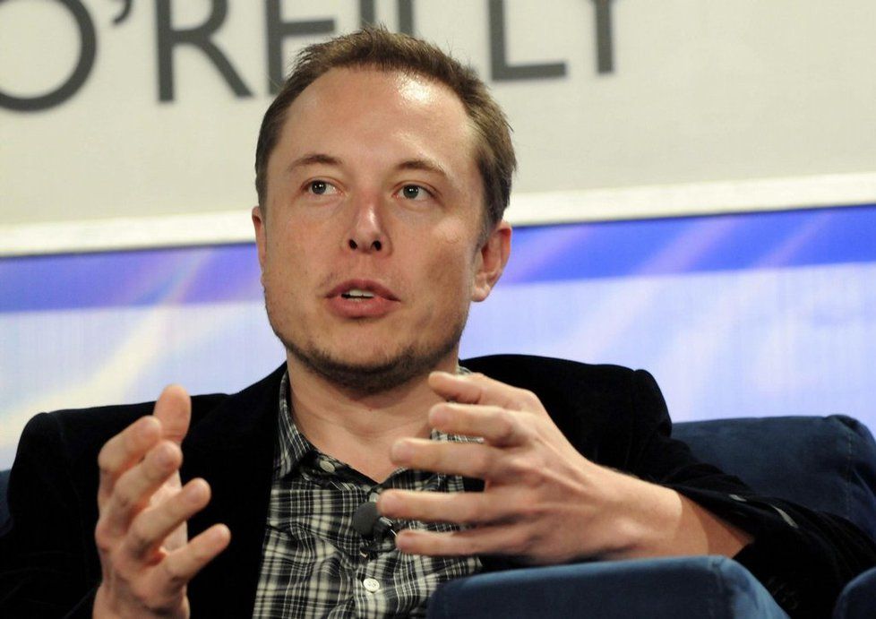 Elon Musk (zakladatel PayPalu, Tesla Motors, SpaceX, otec futuristické dopravy Hyperloop)