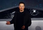 Tesla by letos mohla podle Muska vyrobit půl milionu vozů