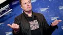 Proti takzvanému shortování brojí i internetová redditová skupina WallStreetBets nebo šéf Tesly Elon Musk. Co zákaz této praxe přináší na akciové trhy? Proti takzvanému shortování brojí i internetová redditová skupina WallStreetBets nebo šéf Tesly Elon Musk. Co zákaz této praxe přináší na akciové trhy?