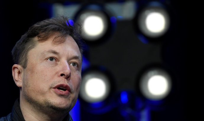 Elon Musk čelí žalobě, která jej může stát 44 miliard dolarů