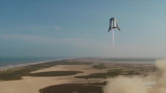 Starship: Musk ukázal loď pro přepravu lidí do vesmíru