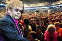 Elton John nadchnul arenu vsedě: Exceloval za klavírem!