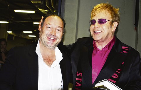 Elton John popřál Davidovi k narozeninám