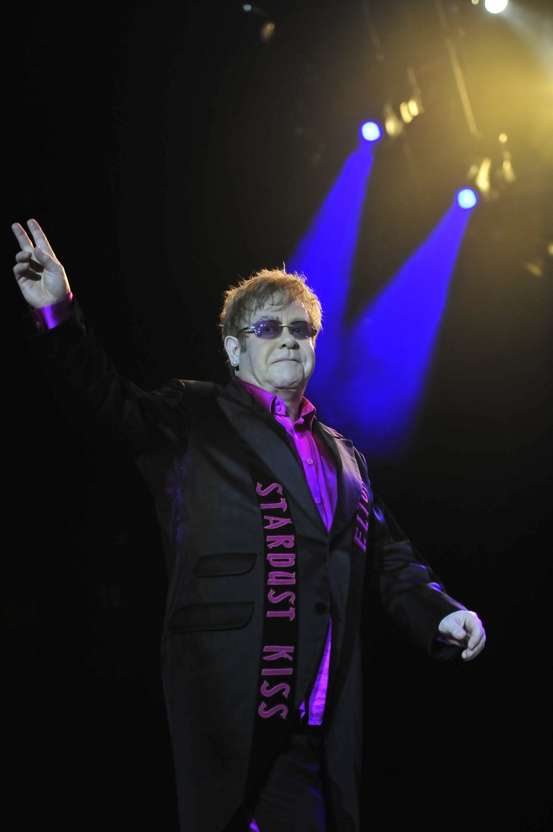 Elton John koncertoval v pražské O2 areně