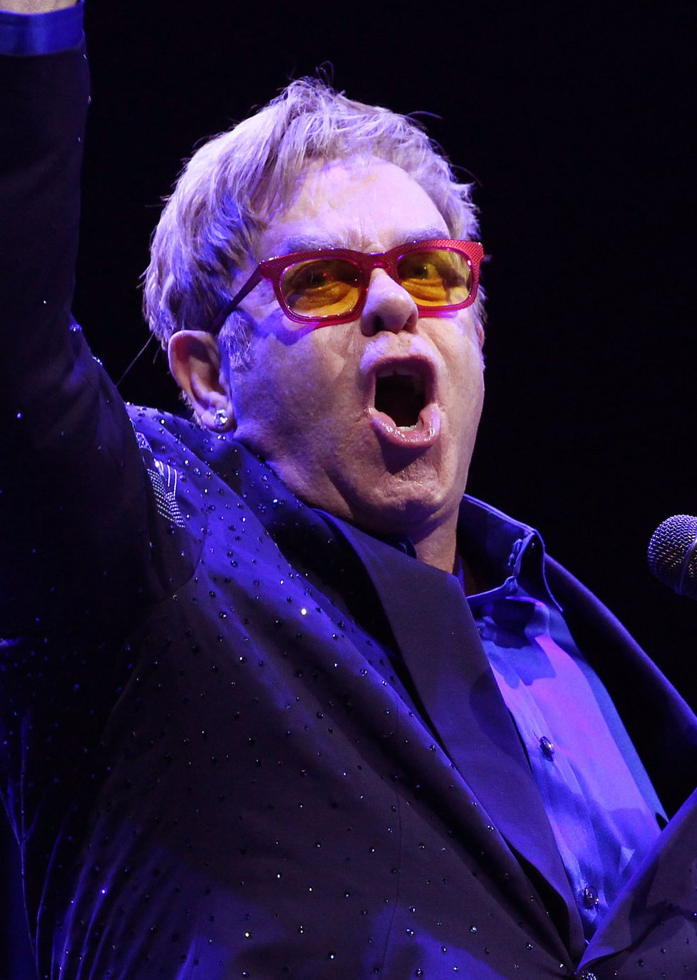 Elton John se do Prahy vrátil po třech letech