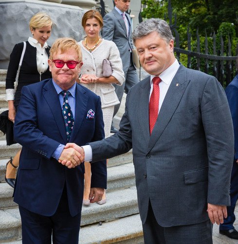 Elton John s ukrajinským prezidentem Petrem Porošenkem