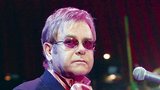 Sir Elton John odehrál devět koncertů v agónii: Málem jsem umřel