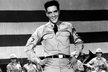 Ani Elvis Presley neunikl armádě.