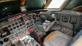 Tryskáč Lockheed 1329 Jetstar, který před smrtí koupil Elvis Presley, půjde do dražby.
