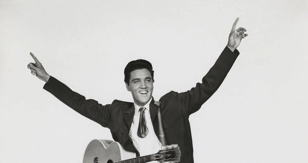 Elvis Presley (†42) skonal 16. srpna 1977. Pro mnohé ale nezemřel.
