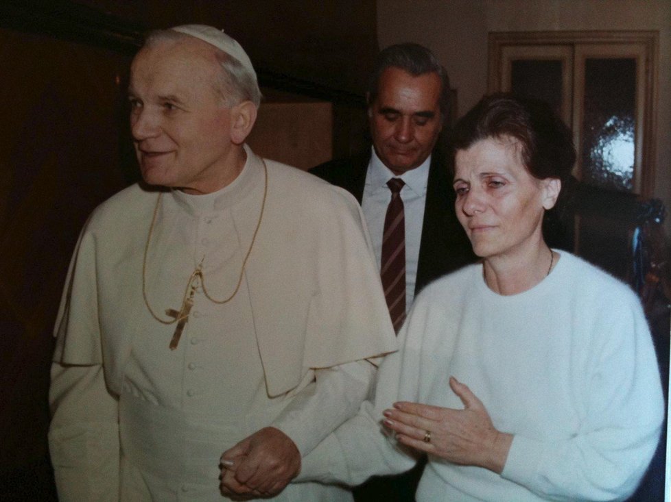 Matka  Emanuely Orlandi s papežem Janem Pavlem II.