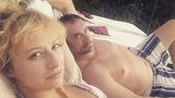 Milenci ze StarDance Ridi s Hunčárovou: Bazénová pohodička v luxusním hotelu