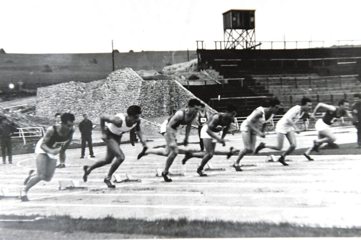 Emil zprvu závodil jen za svačinu...