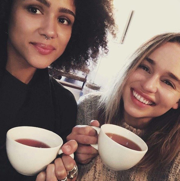 Emilia Clarke s Nathalie Emmanuel