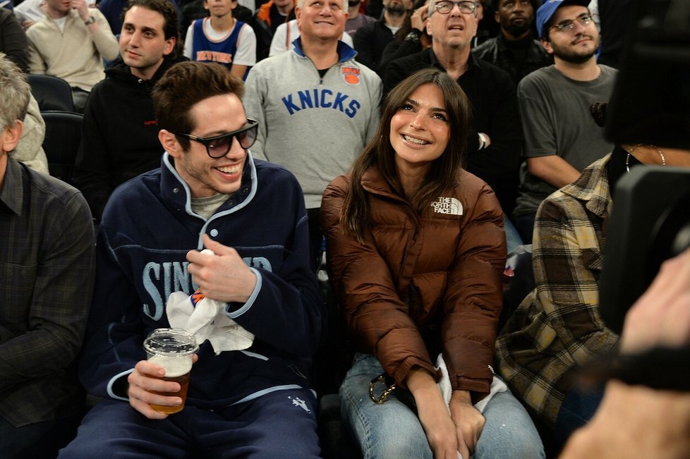 Emily Ratajkowski a Pete Davidson poprvé na veřejnosti jako pár