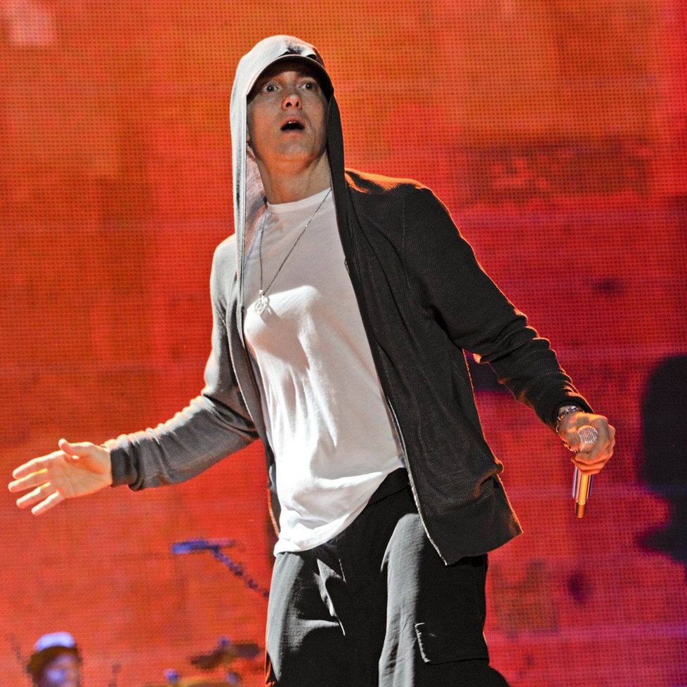Eminem si na V Festivalu utrhl ostudu