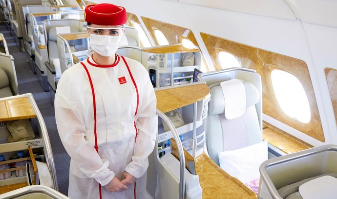 Koronavirová opatření na palubě letadel Emirates.