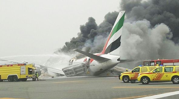 Letadlo zachvátily plameny: Stroj musel nouzově přistát.