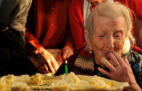 Nejstarší žena slaví 117. narozeniny: Recept na dlouhověkost? Dvě syrová vejce a samota