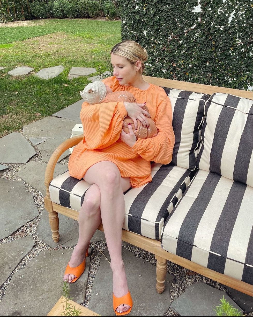 Emma Roberts se synem Rhodesem