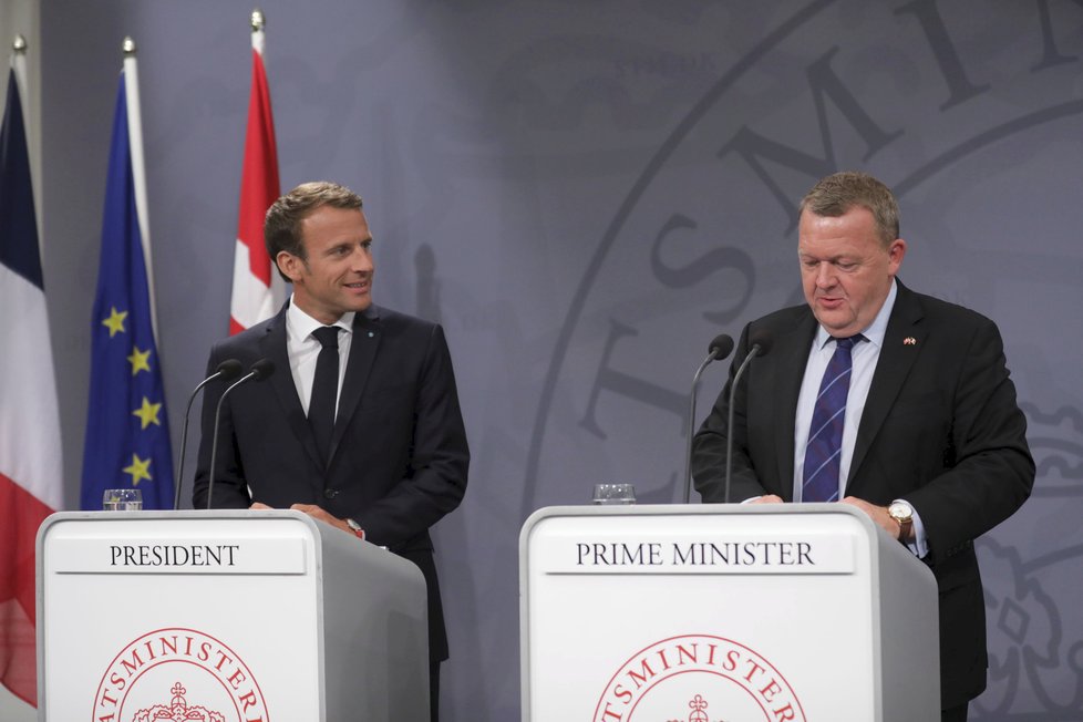 Francouzský prezident Emmanuel Macron jednal s dánským premiérem Larsem Løkkem Rasmussenem.