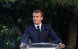 Prezident Macron s manželkou se účastnil oslav 76. výročí Spojenců v Provence, (17.08.2020).