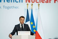 Víc atomovek! Macron nařídil rozšířit jaderný arzenál Francie. I do Polska?