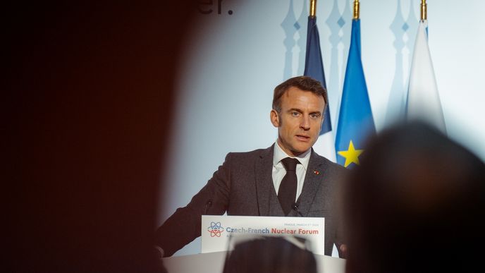 Prezident Emmanuel Macron na konferenci Česko-francouzské jaderné fórum 5. března v&nbsp;pražském Rudolfinu.