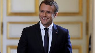 Macron plánuje investovat osm miliard eur do boje proti chudobě