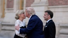 Macronovi vítali Trumpa ve Versailles (17.6.2026).