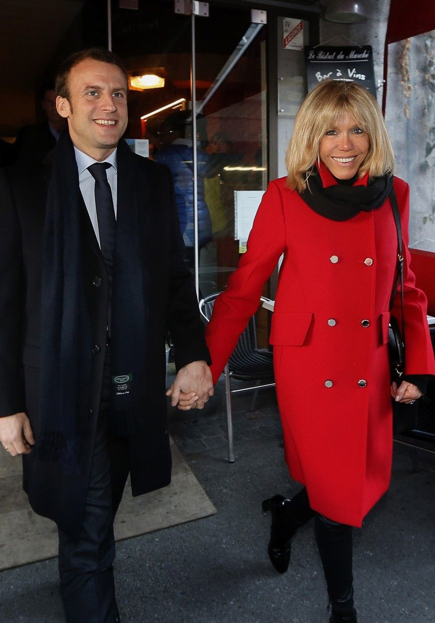 Emmanuel Macron s manželkou Brigitte Trogneuxovou, která je o 24 let starší