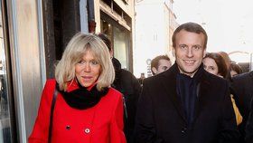 Emmanuel Macron s manželkou Brigitte Trogneuxovou, která je o 24 let starší