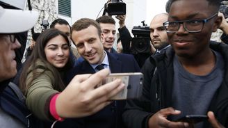 Macron dal evropským burzám vydělat, jeho výhra v prvním kole spustila nákupní horečku