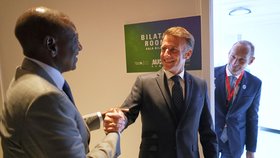 Emmanuel Macron na summitu zemí EU a Africké unie v Angole (24.11.2025)